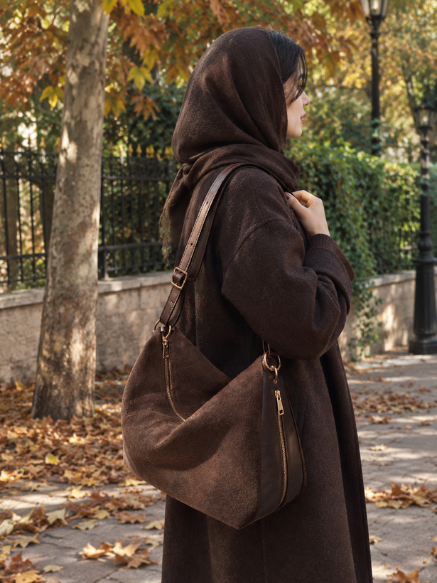 کیف دوشی زنانه چرم گاوی طبیعی